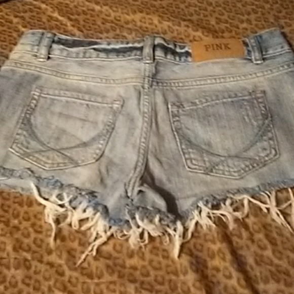 Victoria's secret pink shorts - Picture 2 of 2